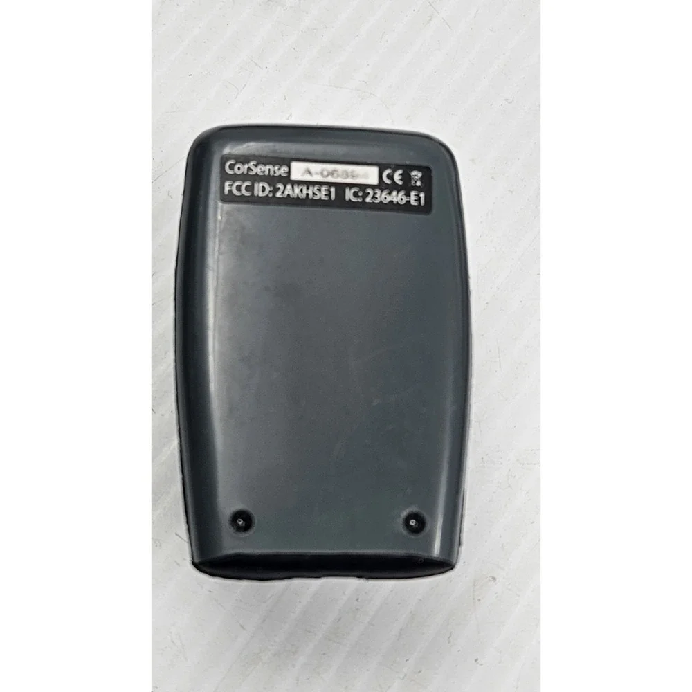 WHOOP Strap 3.0 (Tracker, 1 Charger/Battery Pack)  Good Condition